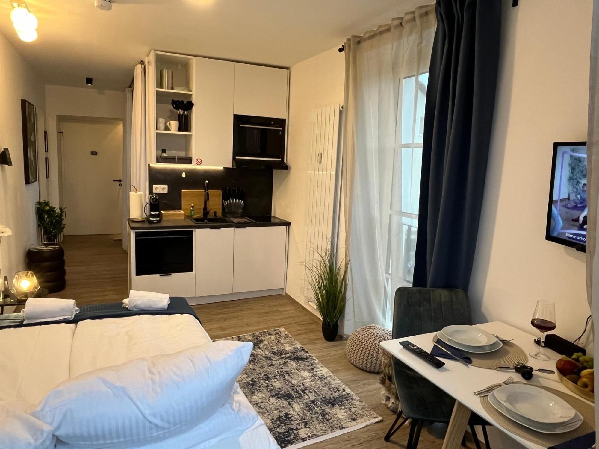 Beyond Staying Apartments Passau Bagian luar foto