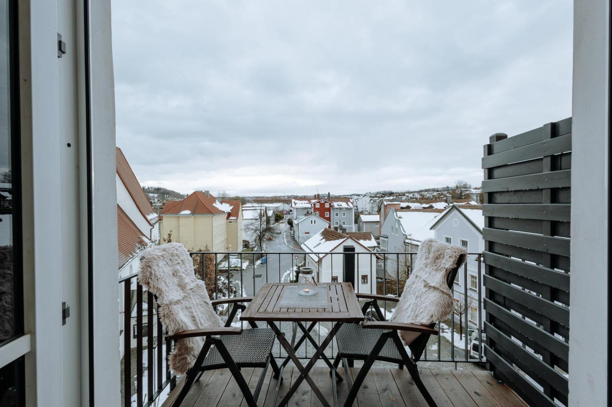 Beyond Staying Apartments Passau Bagian luar foto
