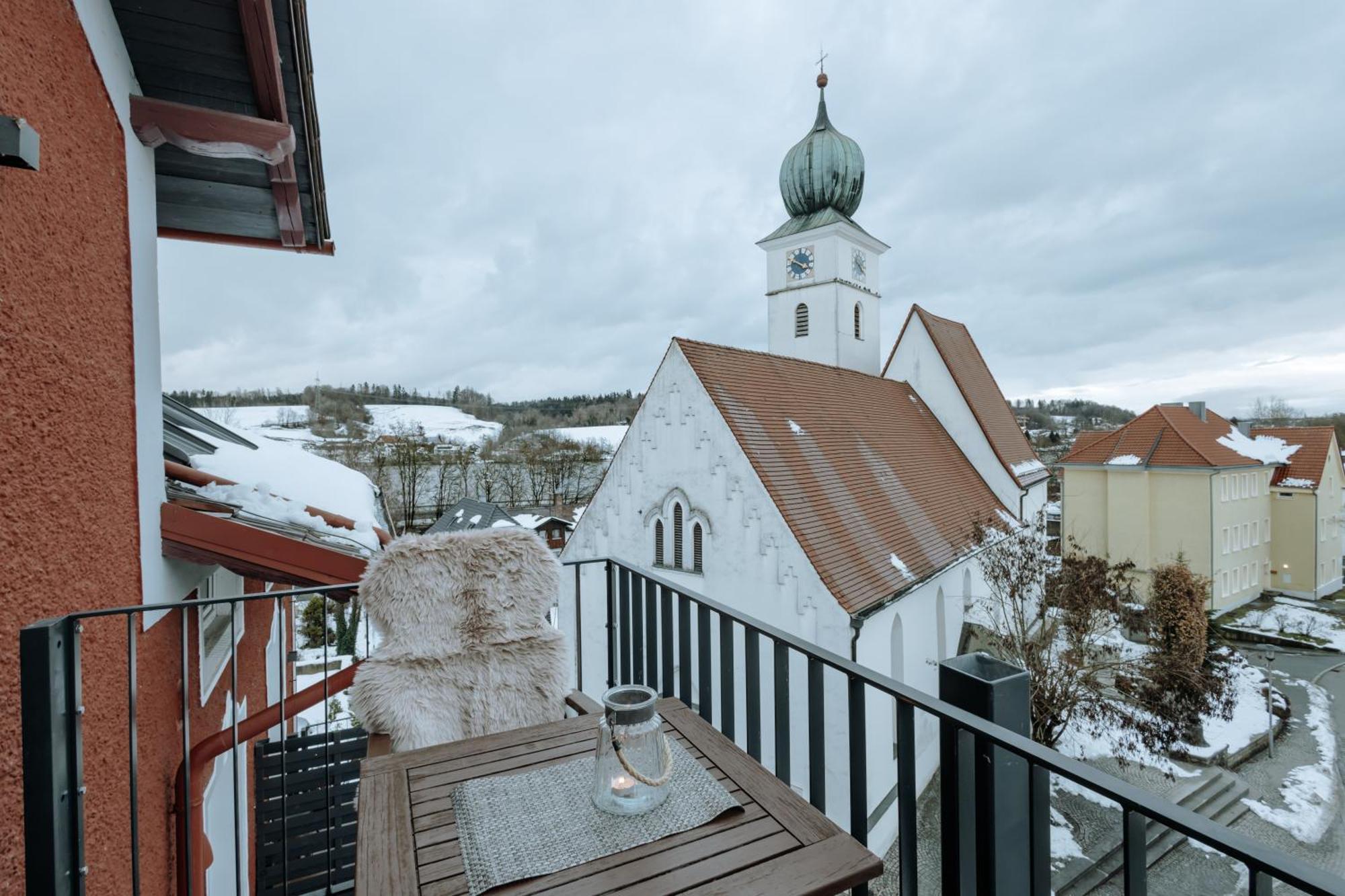Beyond Staying Apartments Passau Bagian luar foto